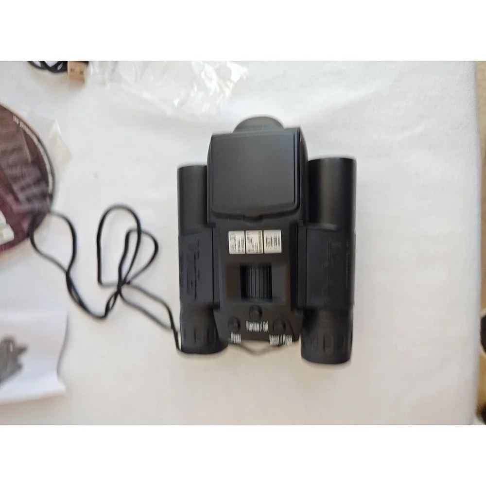 Vivitar DigiCam 8.0 Mega Pixel 2 in 1 Binocular‎ & Camera Black Open Box 12x25
